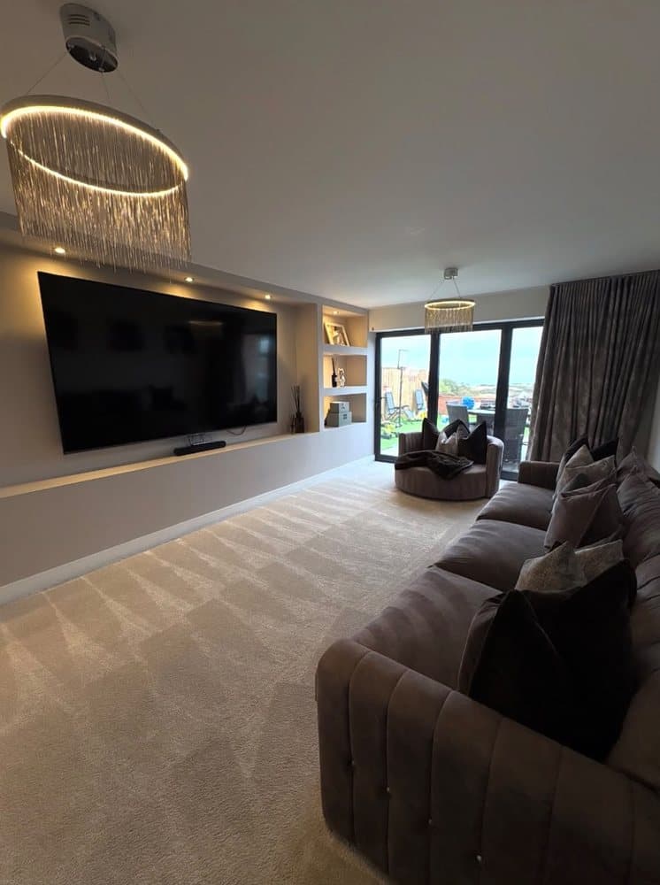 Living room finish